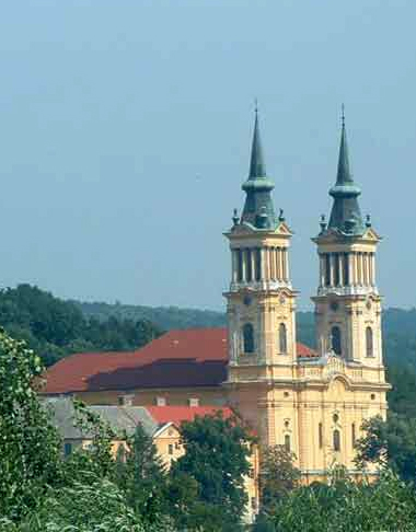 Datei:Kirche Radna.jpg